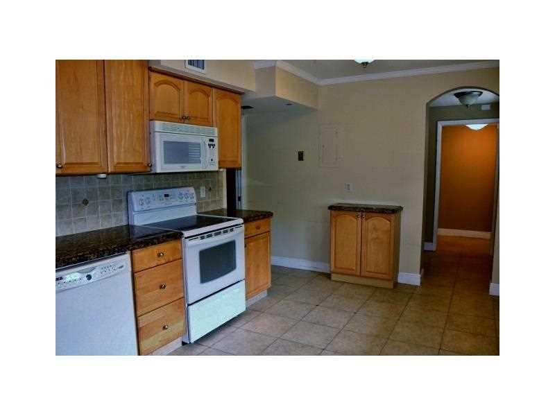 PALM-AIRE CC 77 - Residential