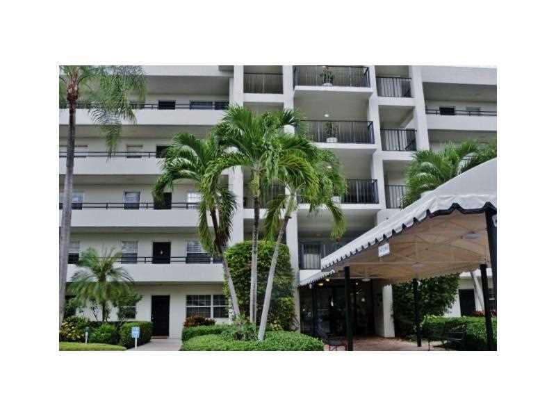 PALM-AIRE CC 77 - Residential