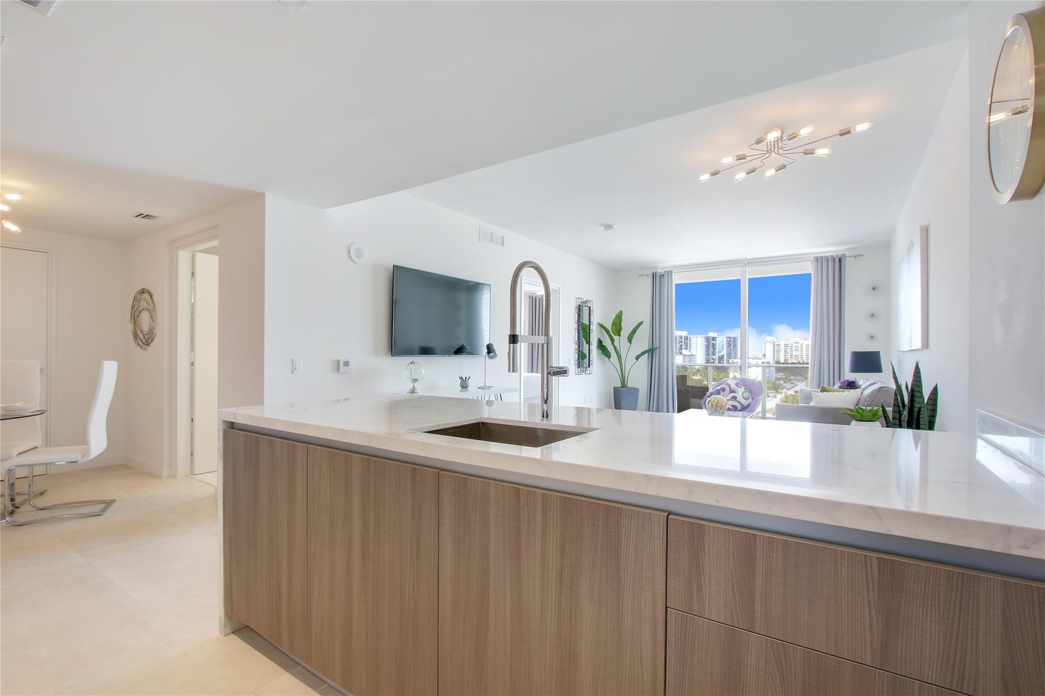 401 N Birch Road 710