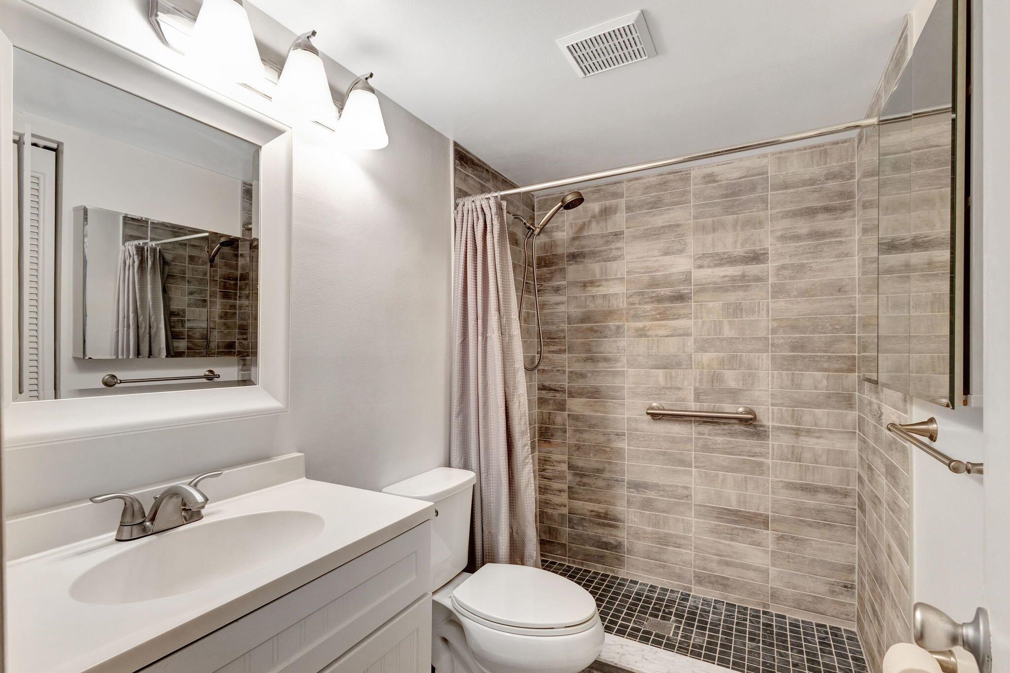 PINE RIDGE AT HAVERHILL CONDO - Residential