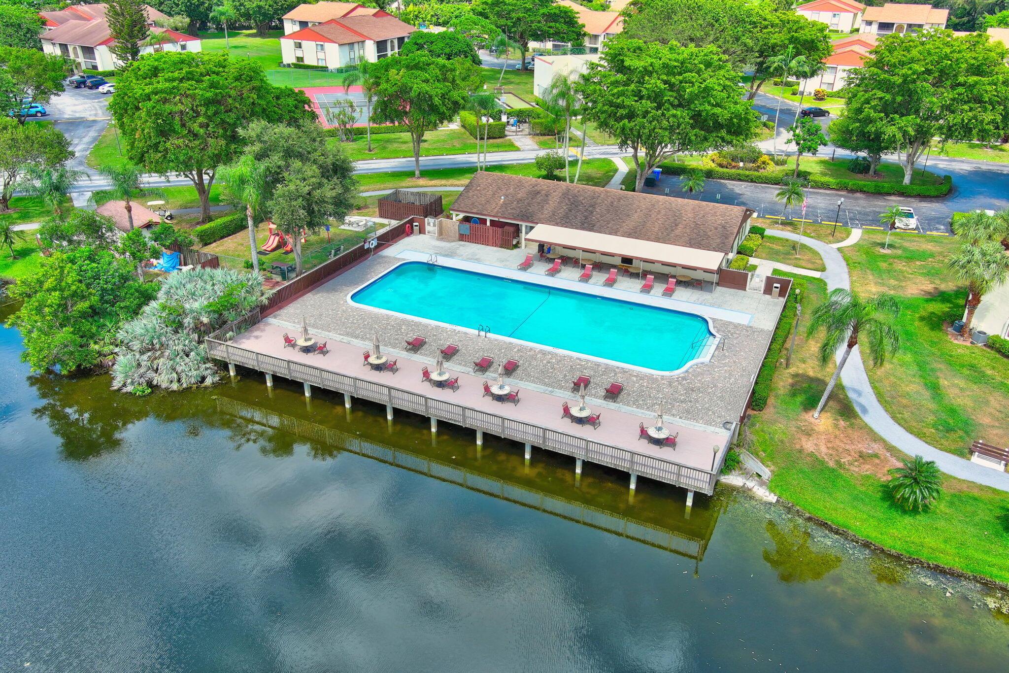 PINE RIDGE AT HAVERHILL CONDO - Residential