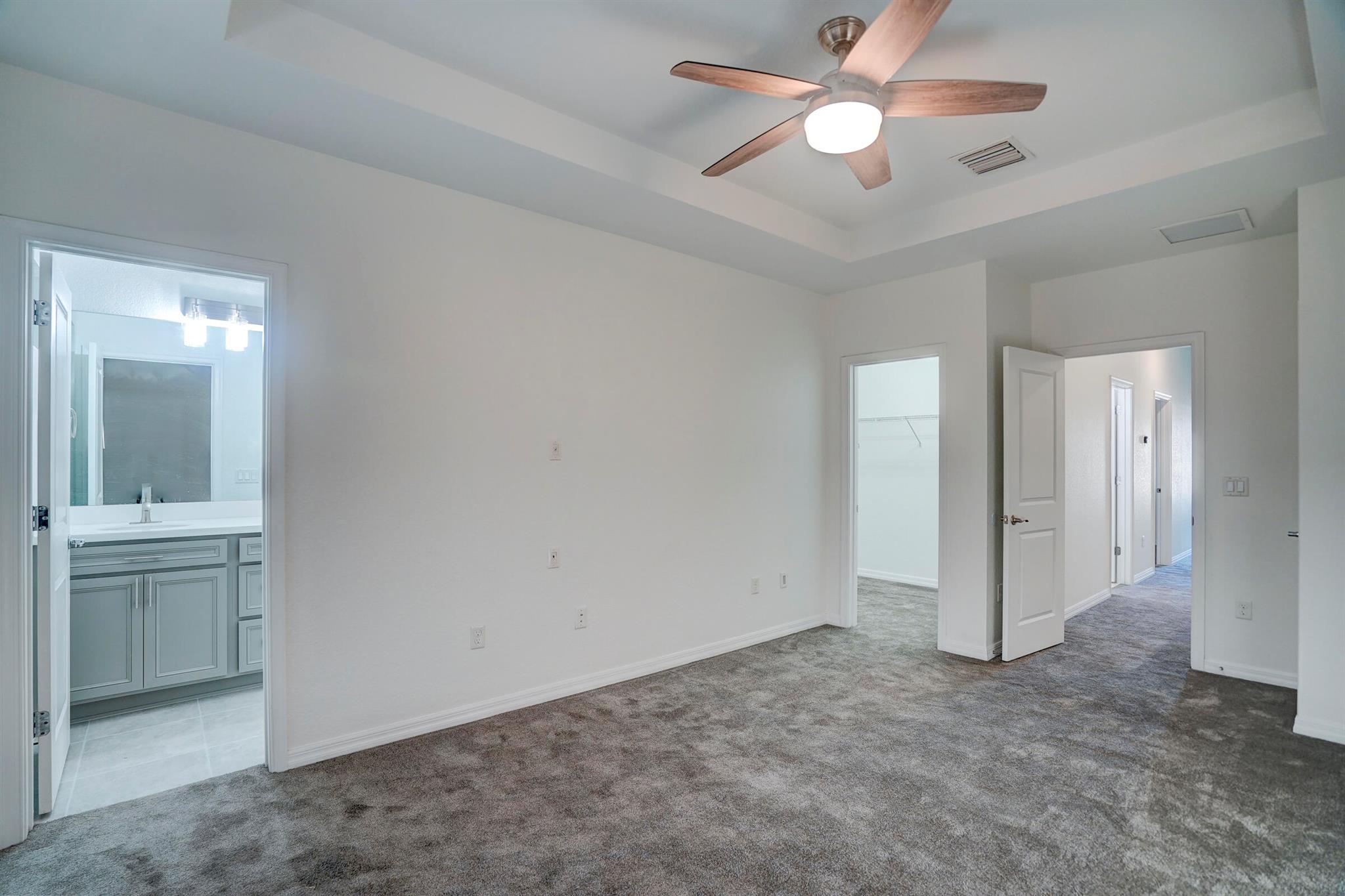 PRESTON SQUARE - Residential Lease