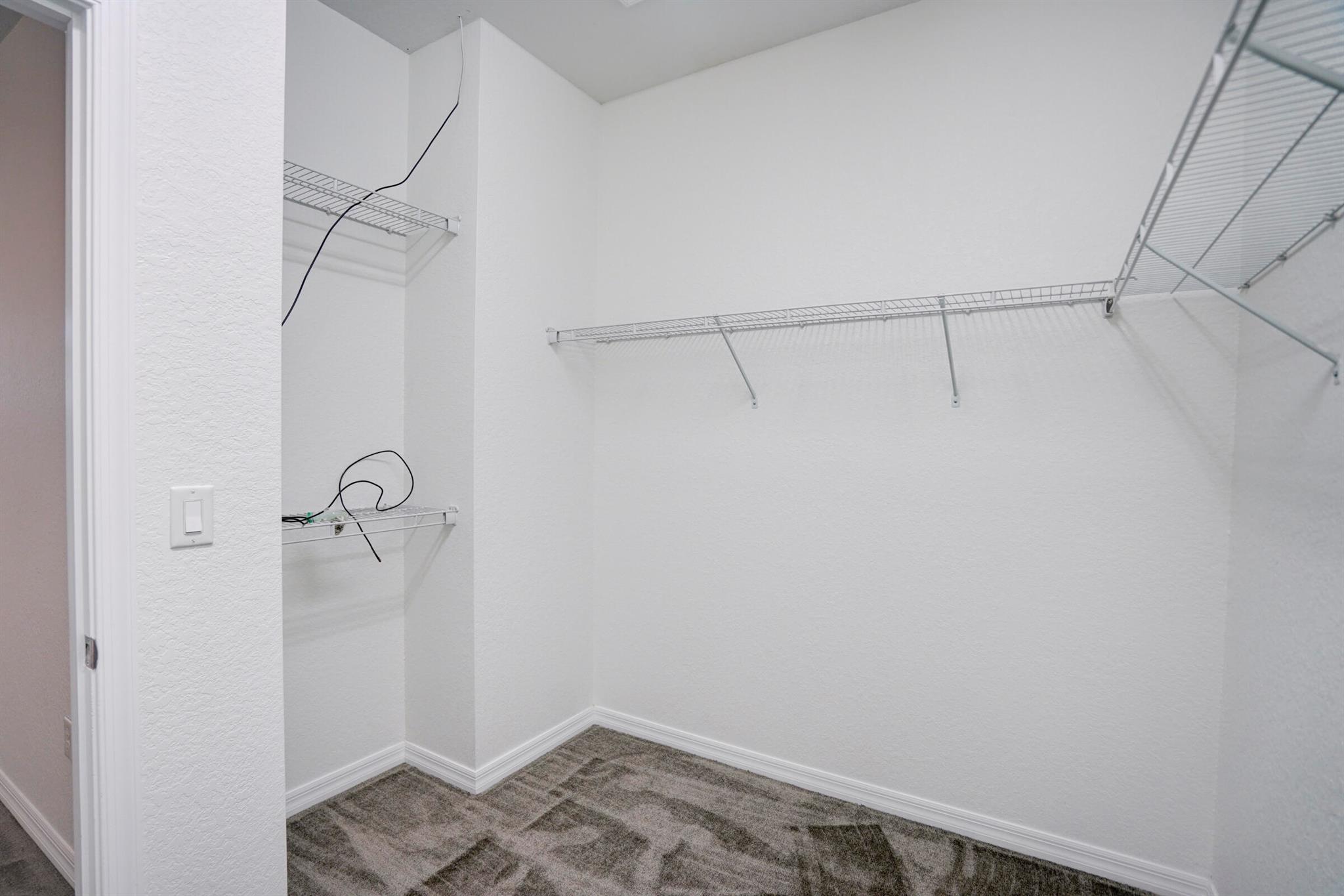 PRESTON SQUARE - Residential Lease