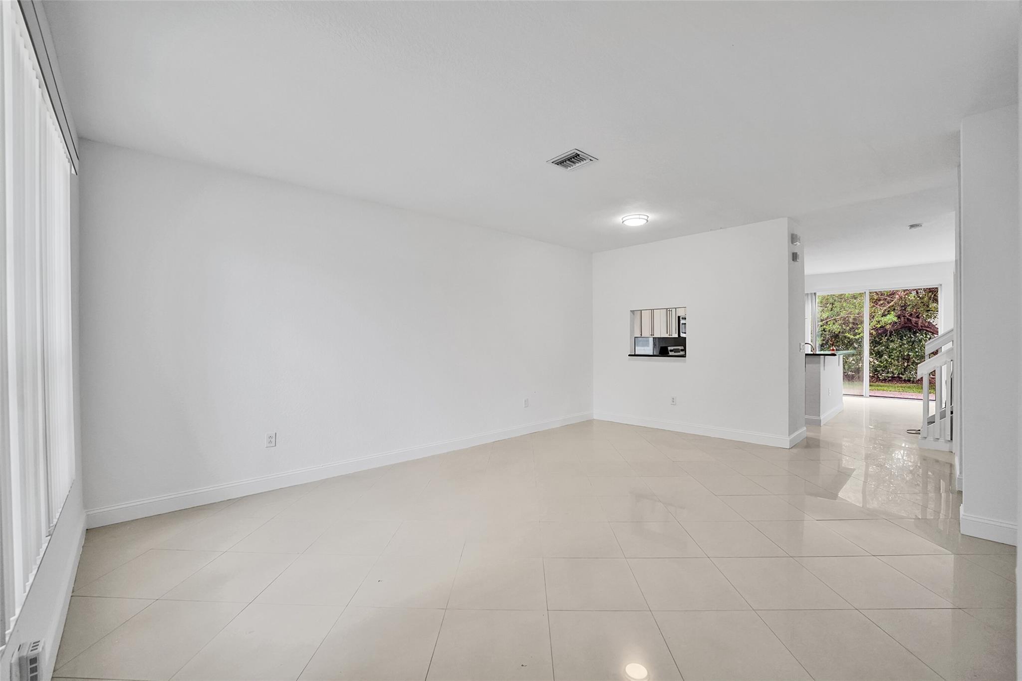 Grand Key - Sunset Lakes - Residential