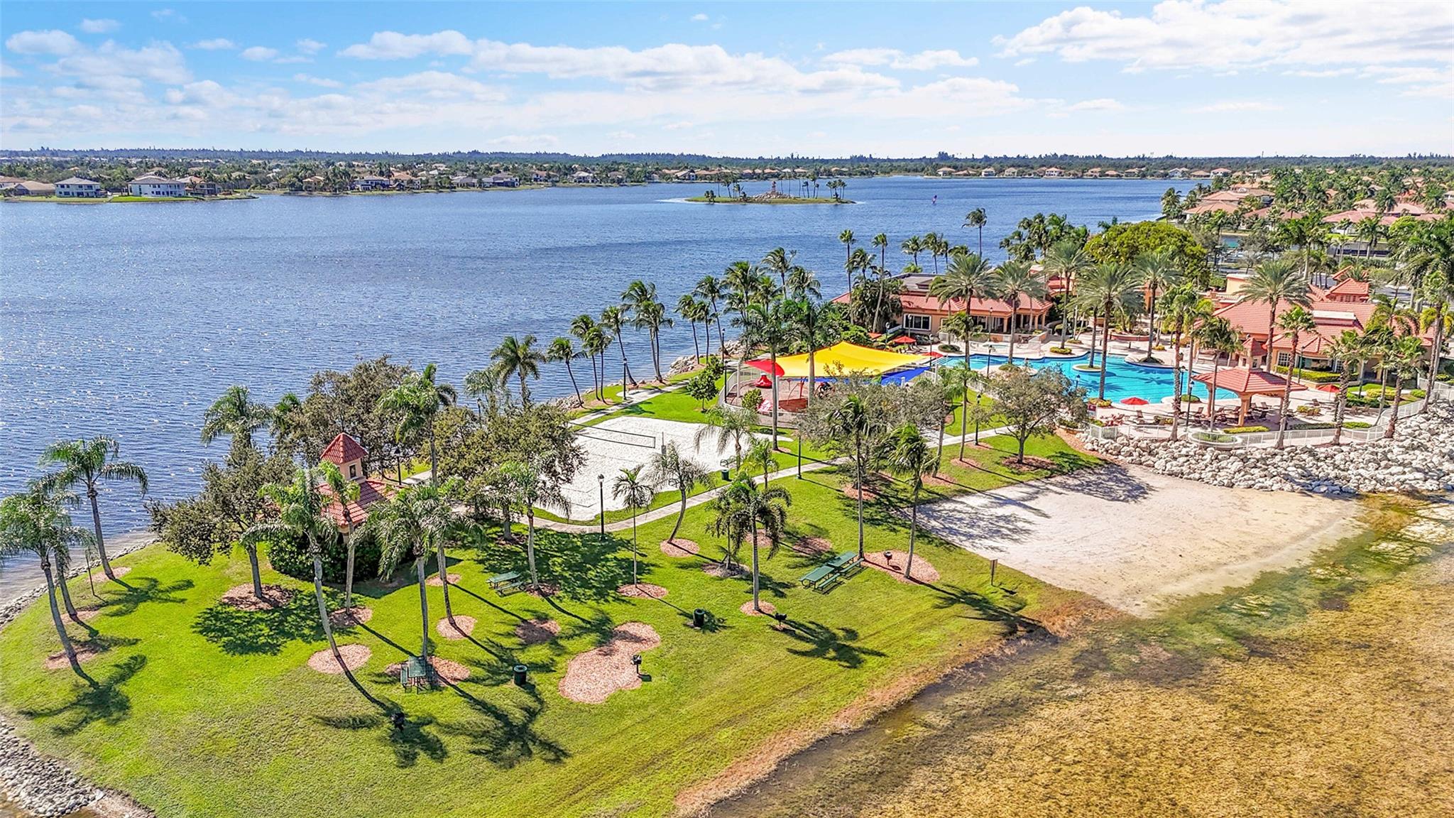 Grand Key - Sunset Lakes - Residential