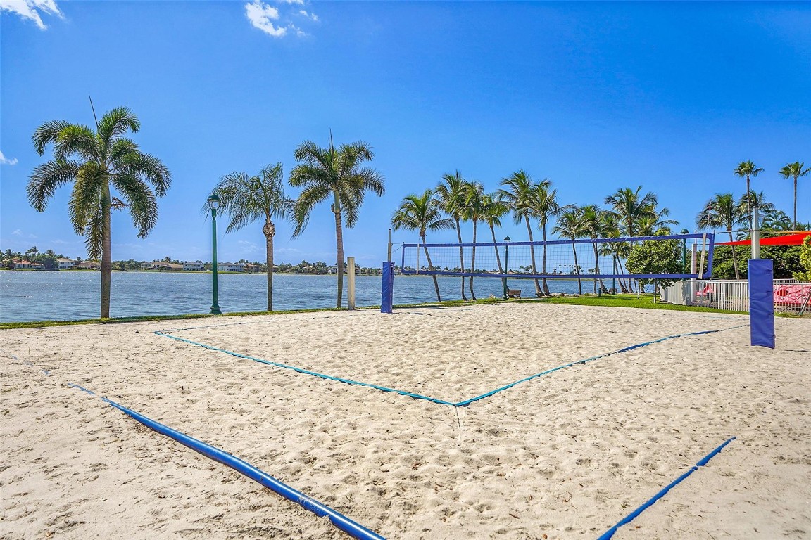 Grand Key - Sunset Lakes - Residential