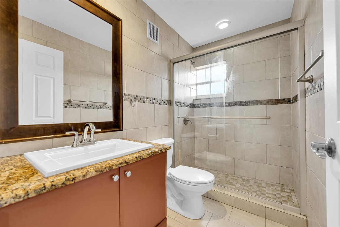 Grand Key - Sunset Lakes - Residential