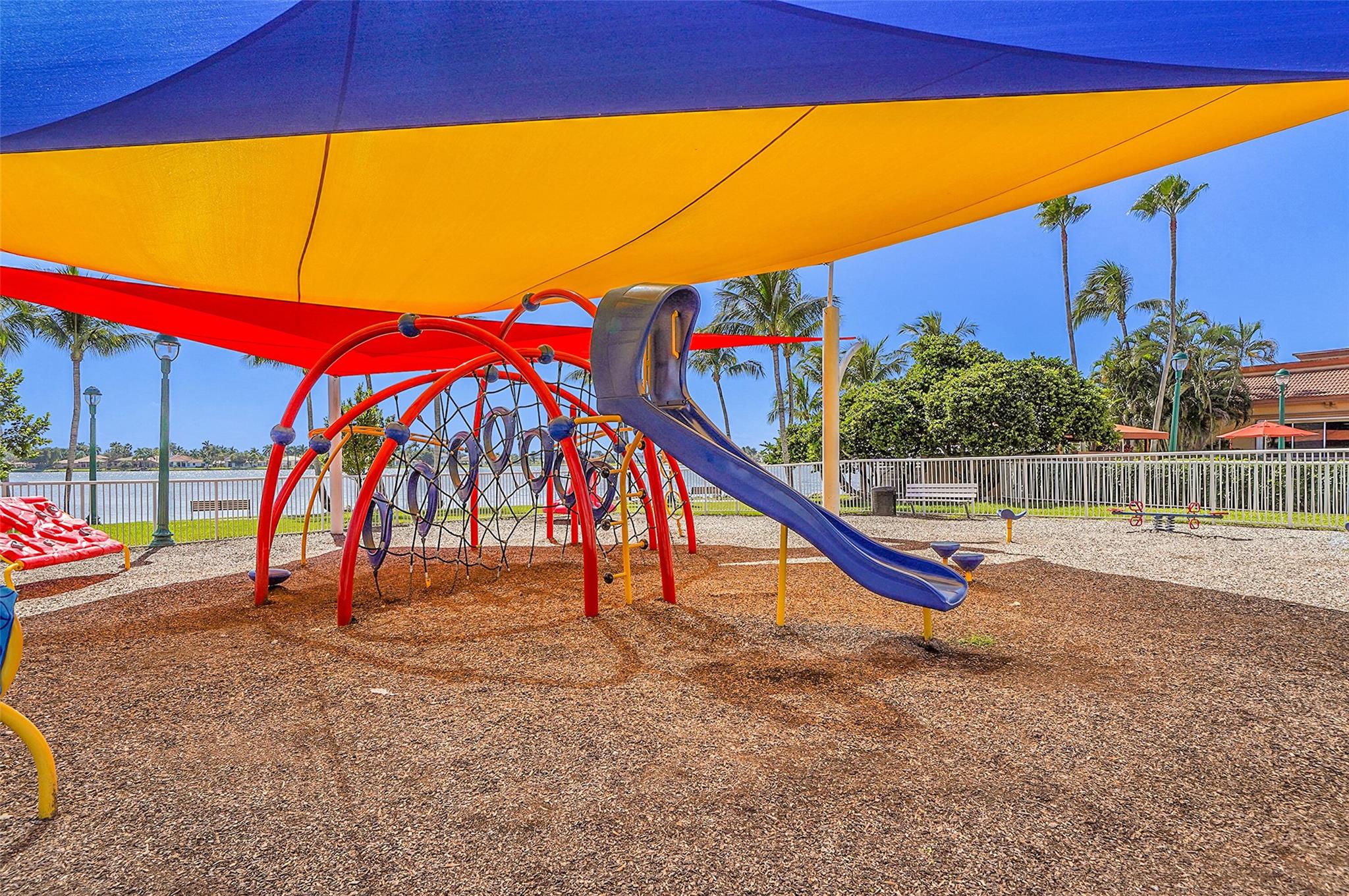 Grand Key - Sunset Lakes - Residential