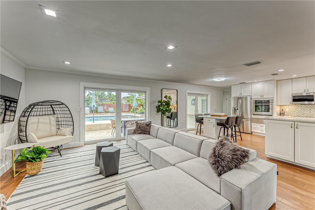 Bel-Air 32-10 B - Residential Lease