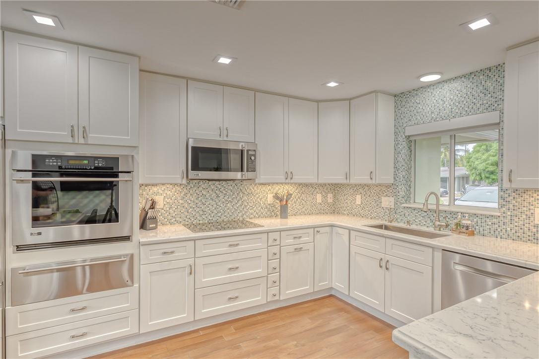 Bel-Air 32-10 B - Residential Lease