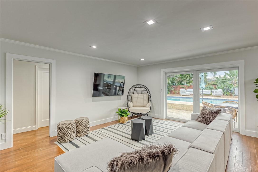 Bel-Air 32-10 B - Residential Lease