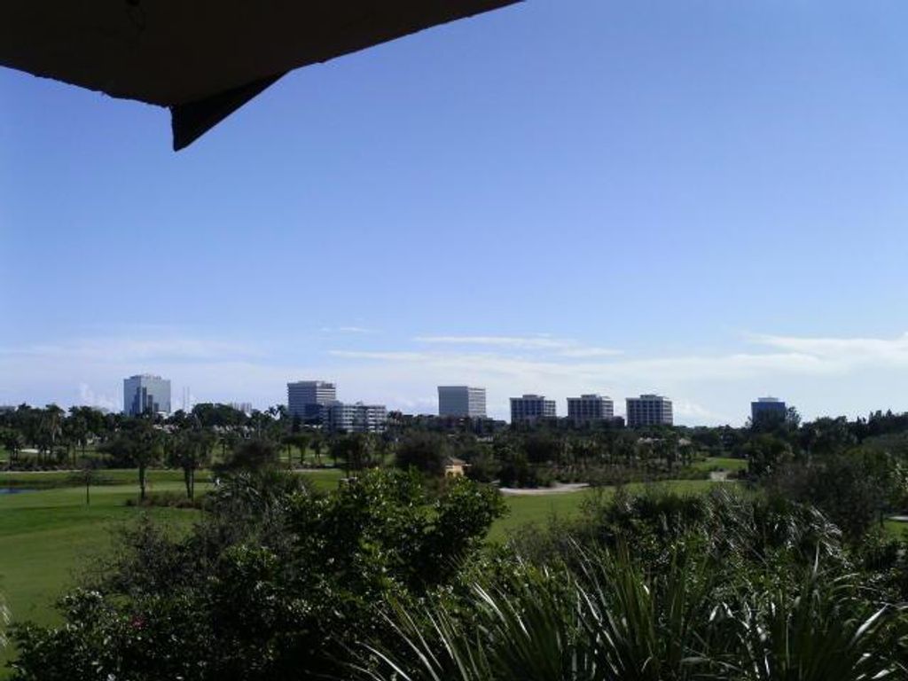 Photo of 1900 N Congress Avenue #407, West Palm Beach, FL 33401 (MLS # R10942019)