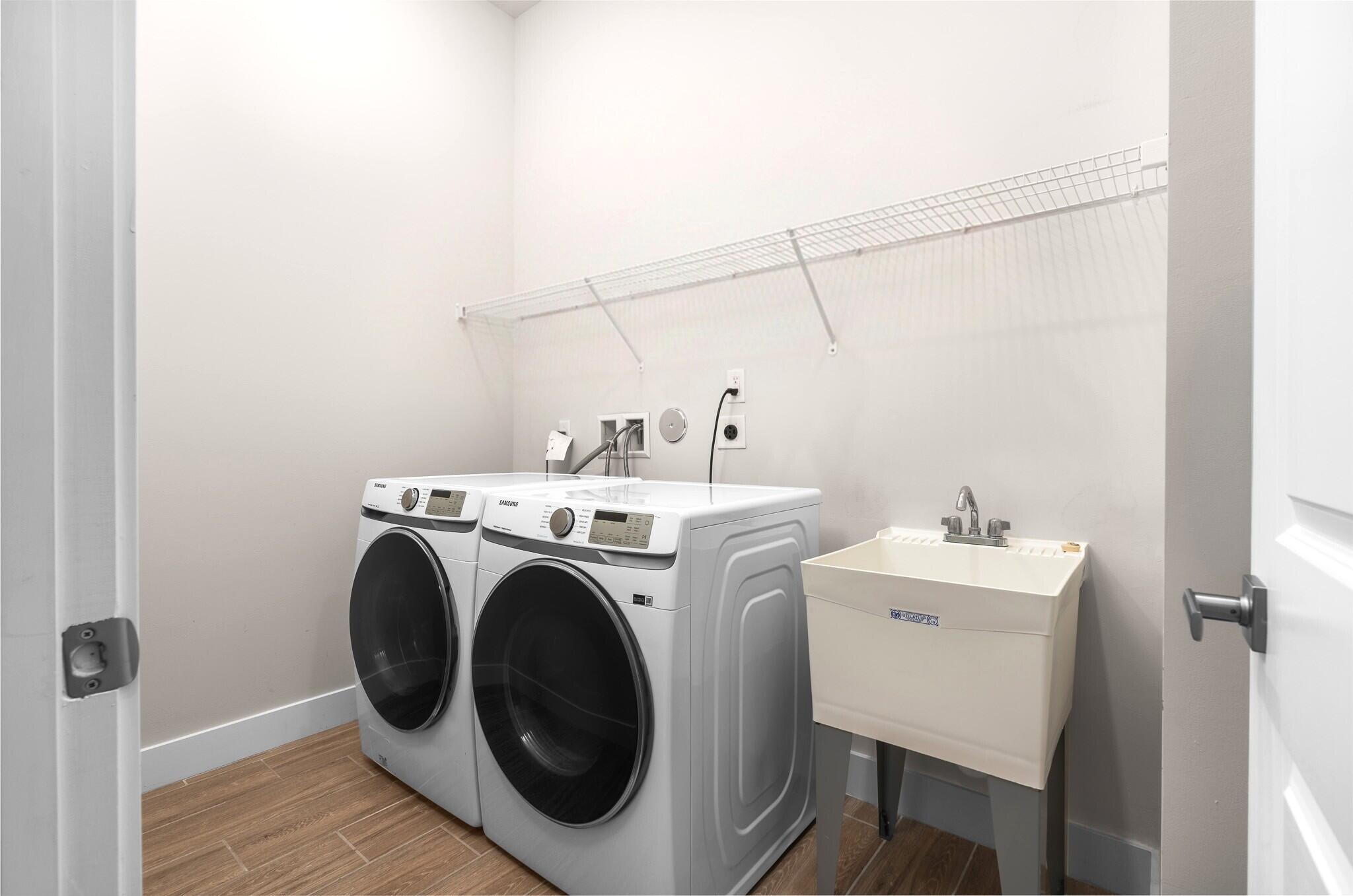MCJUNKIN FARMS PLAT - Residential