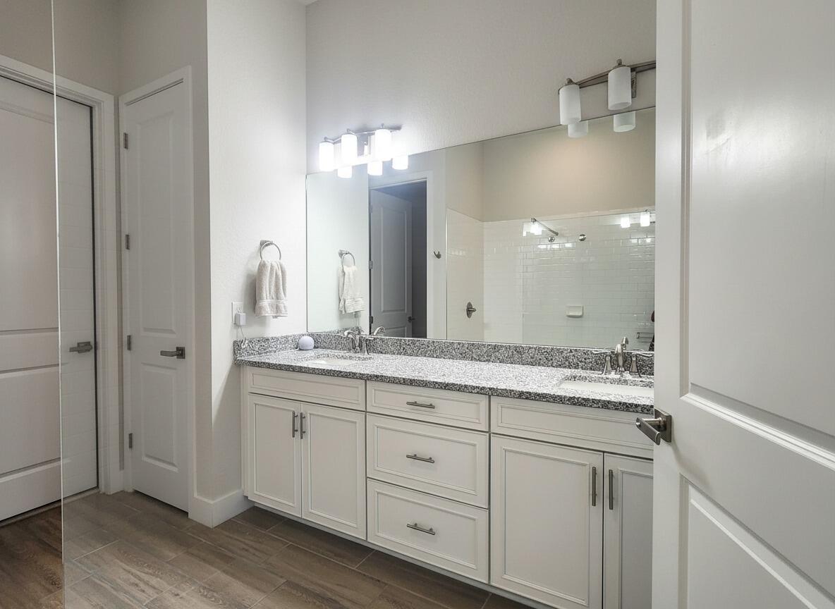 MCJUNKIN FARMS PLAT - Residential