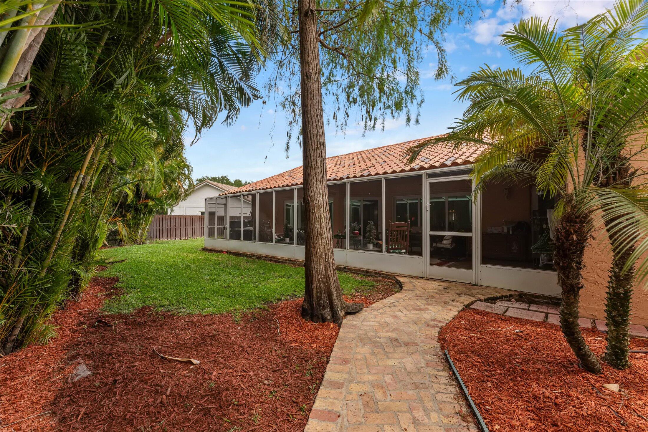 ALTA VISTA - Residential