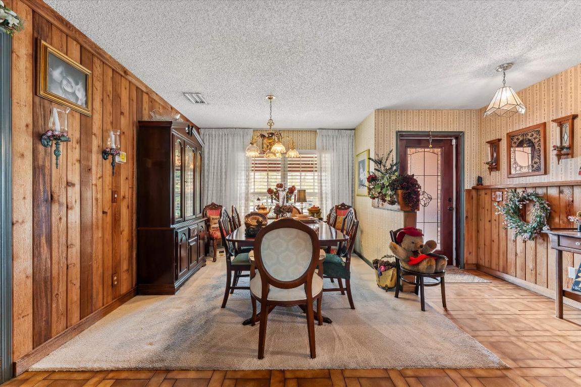 ALTA VISTA - Residential