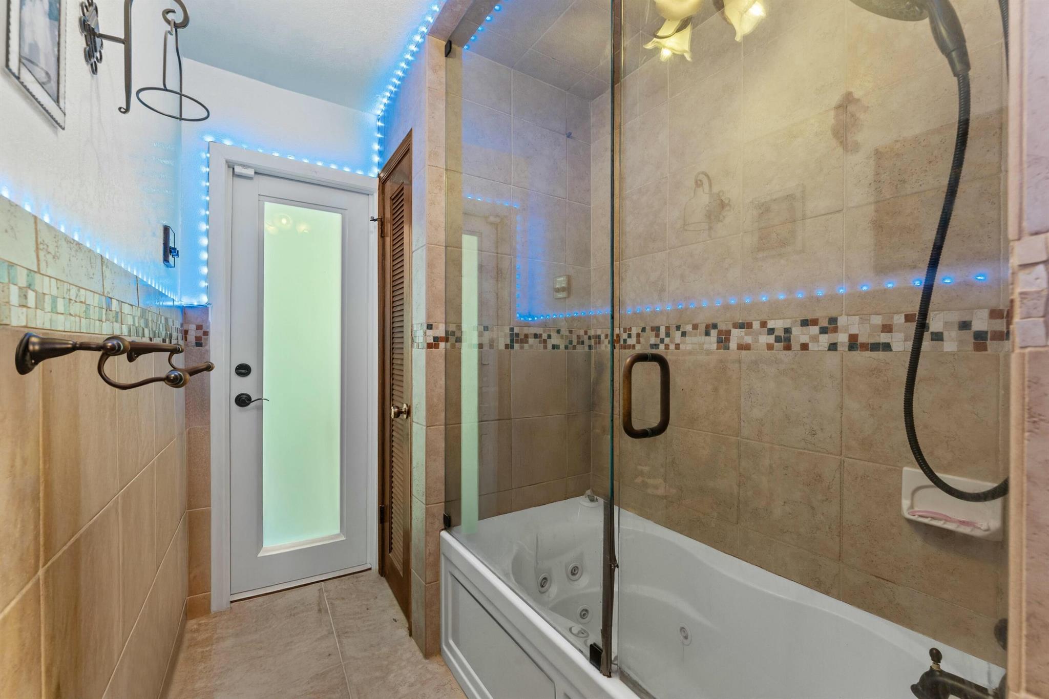 ALTA VISTA - Residential