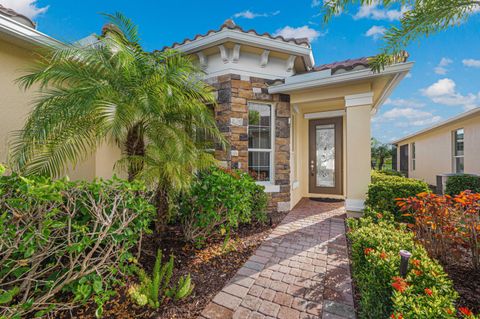 A home in Port St Lucie