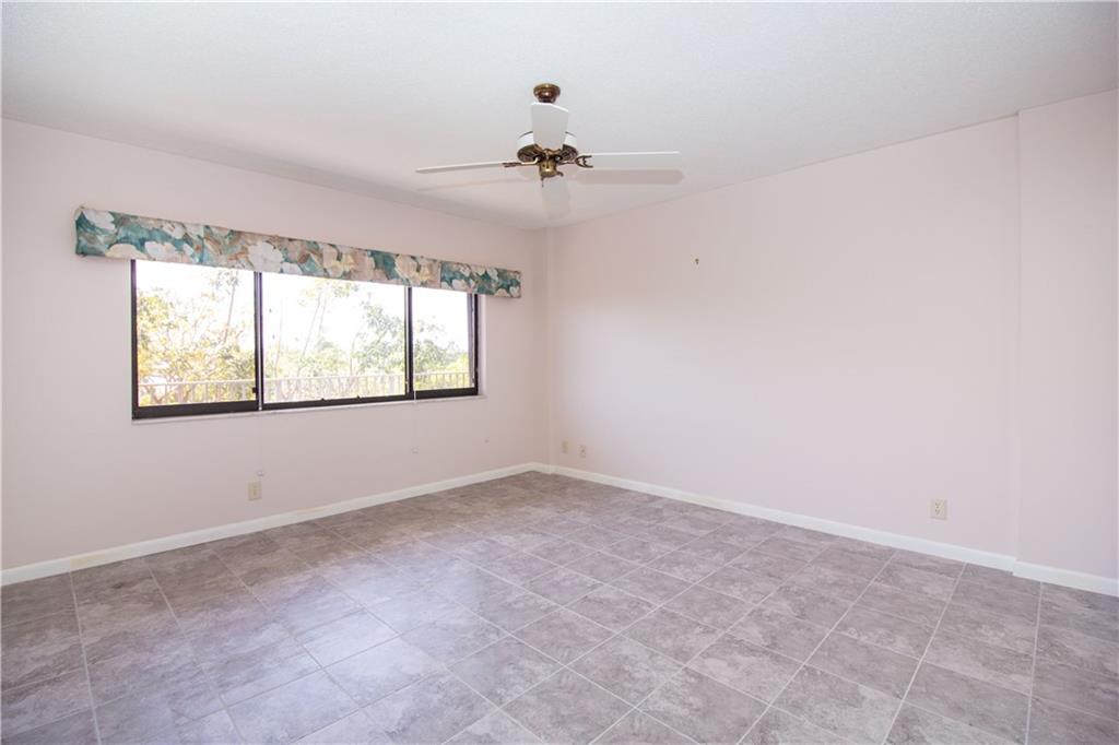 EVERGLADES CLUB - Residential