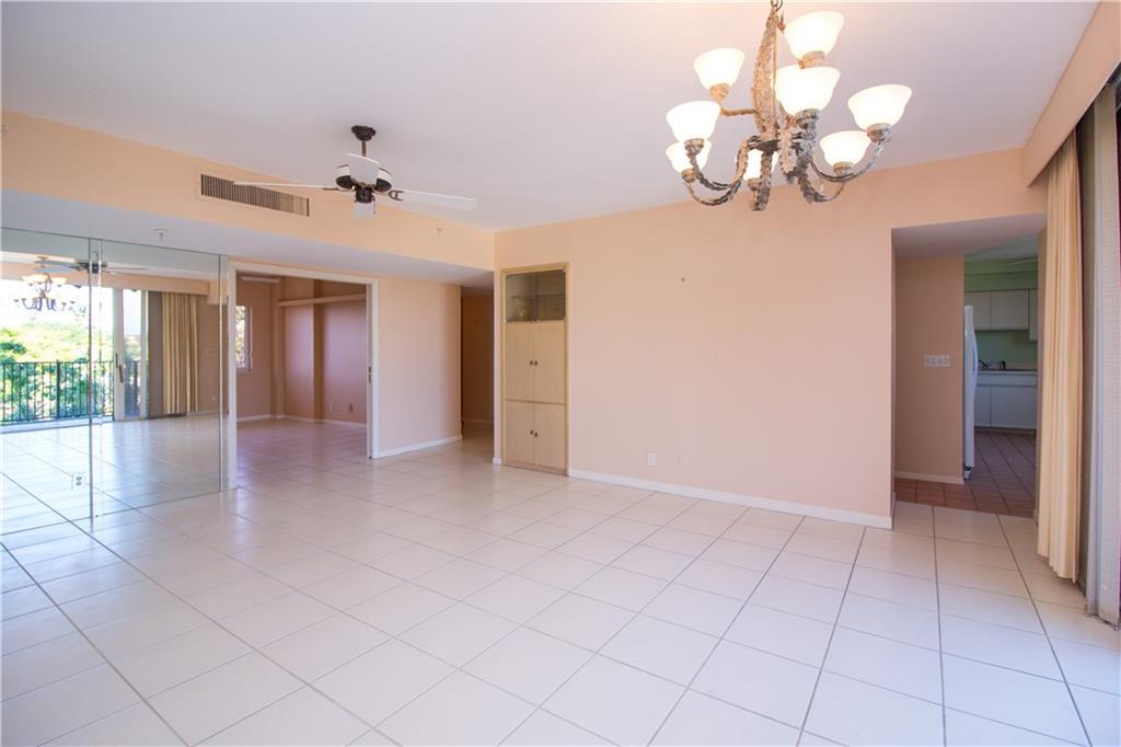 EVERGLADES CLUB - Residential