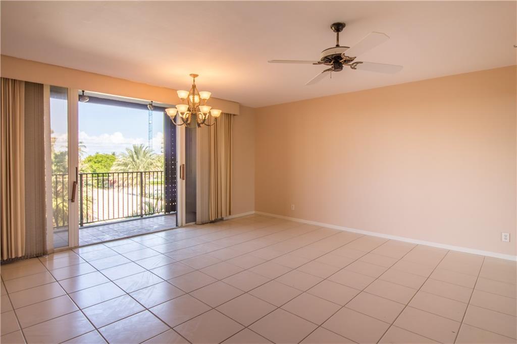 EVERGLADES CLUB - Residential