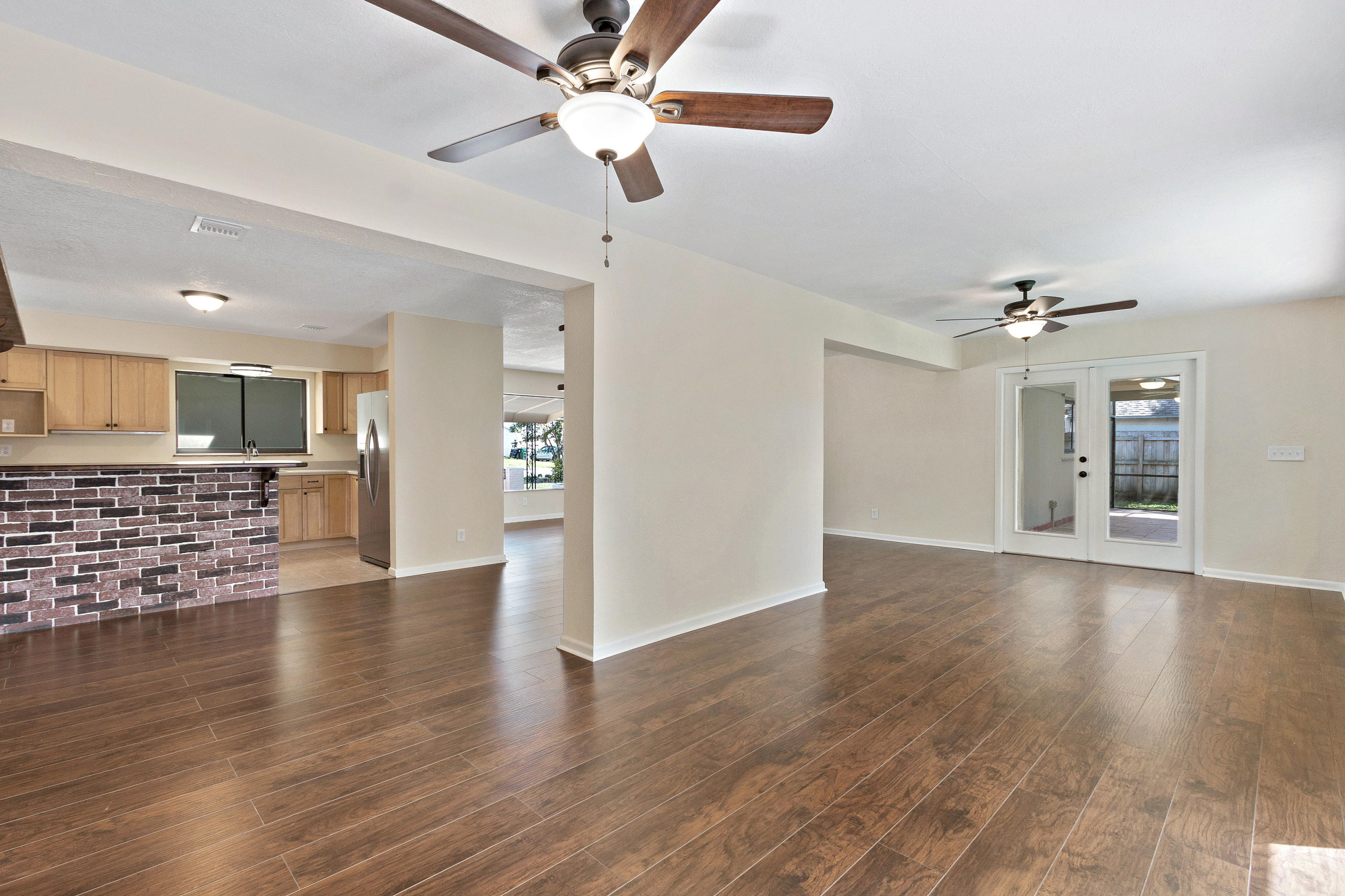 BOCA WOODS - Residential