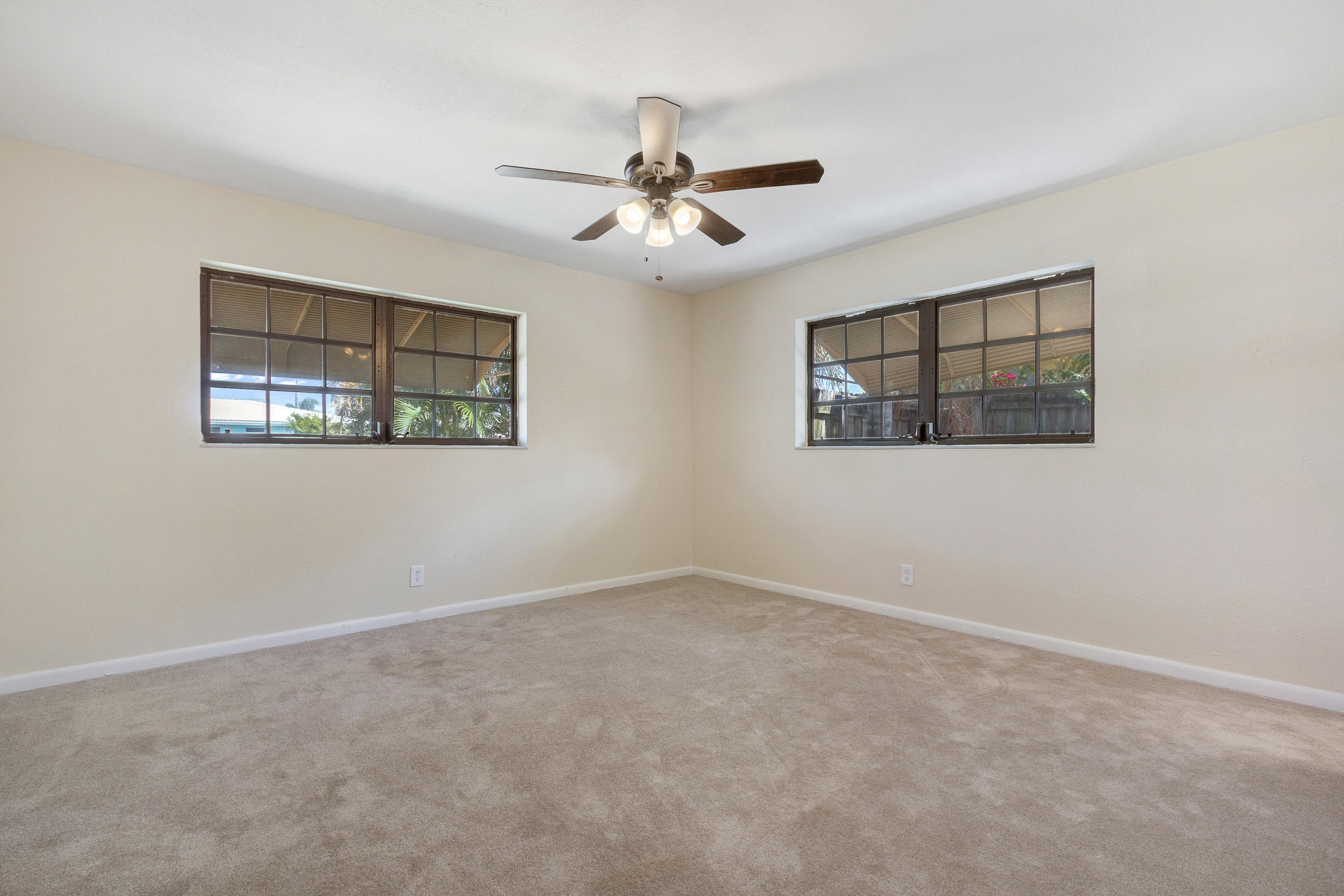 BOCA WOODS - Residential