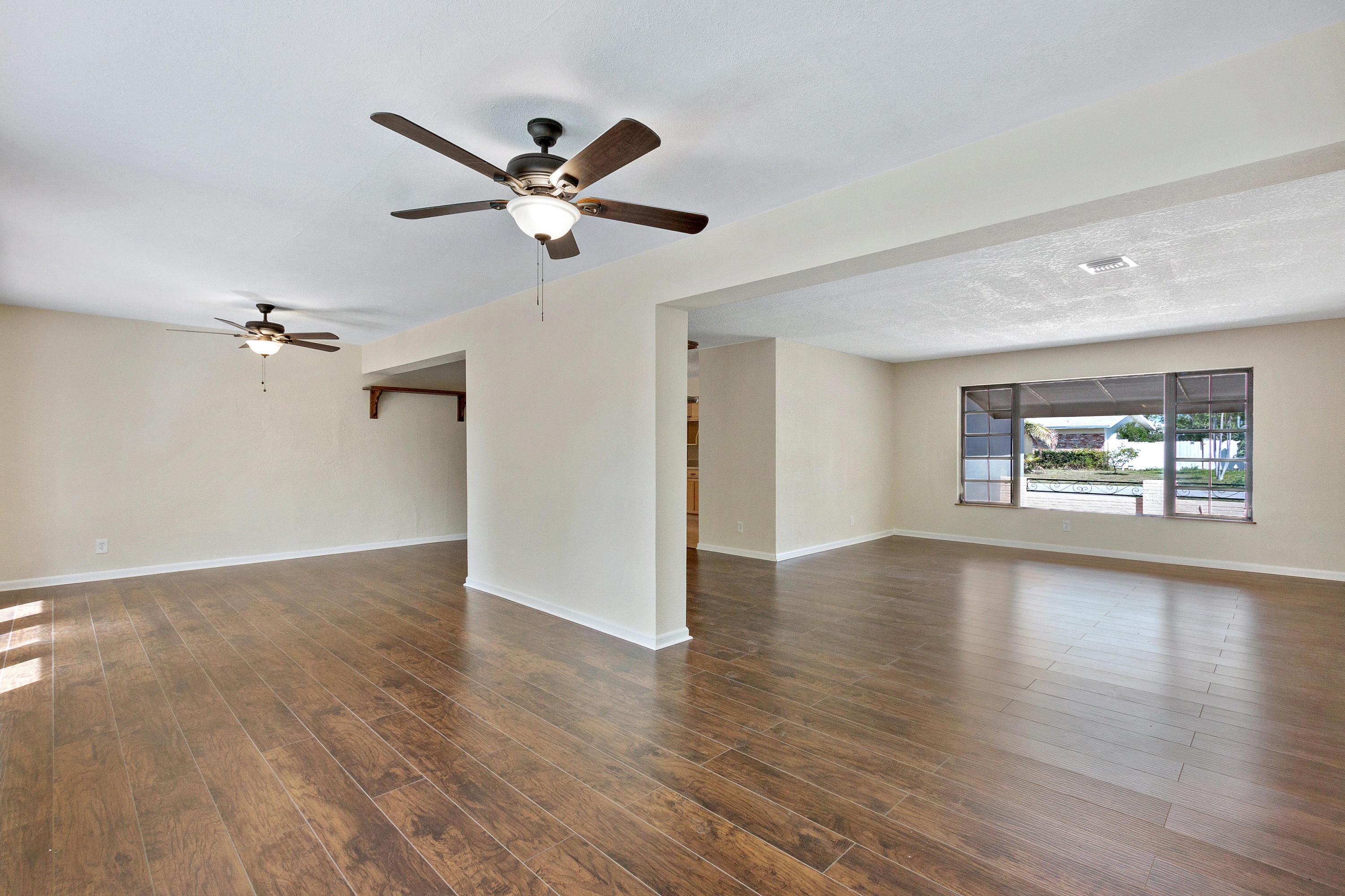 BOCA WOODS - Residential