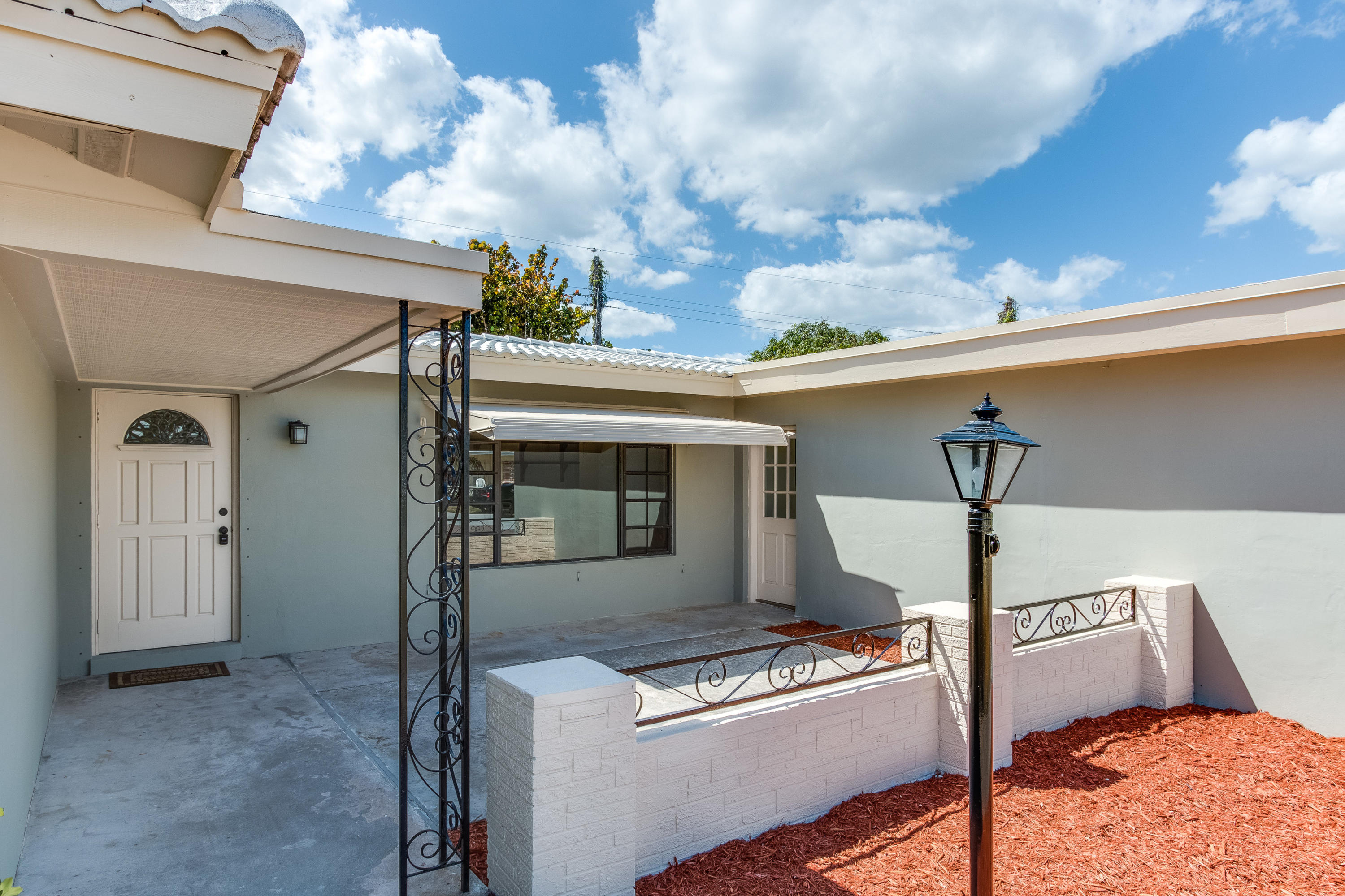 BOCA WOODS - Residential