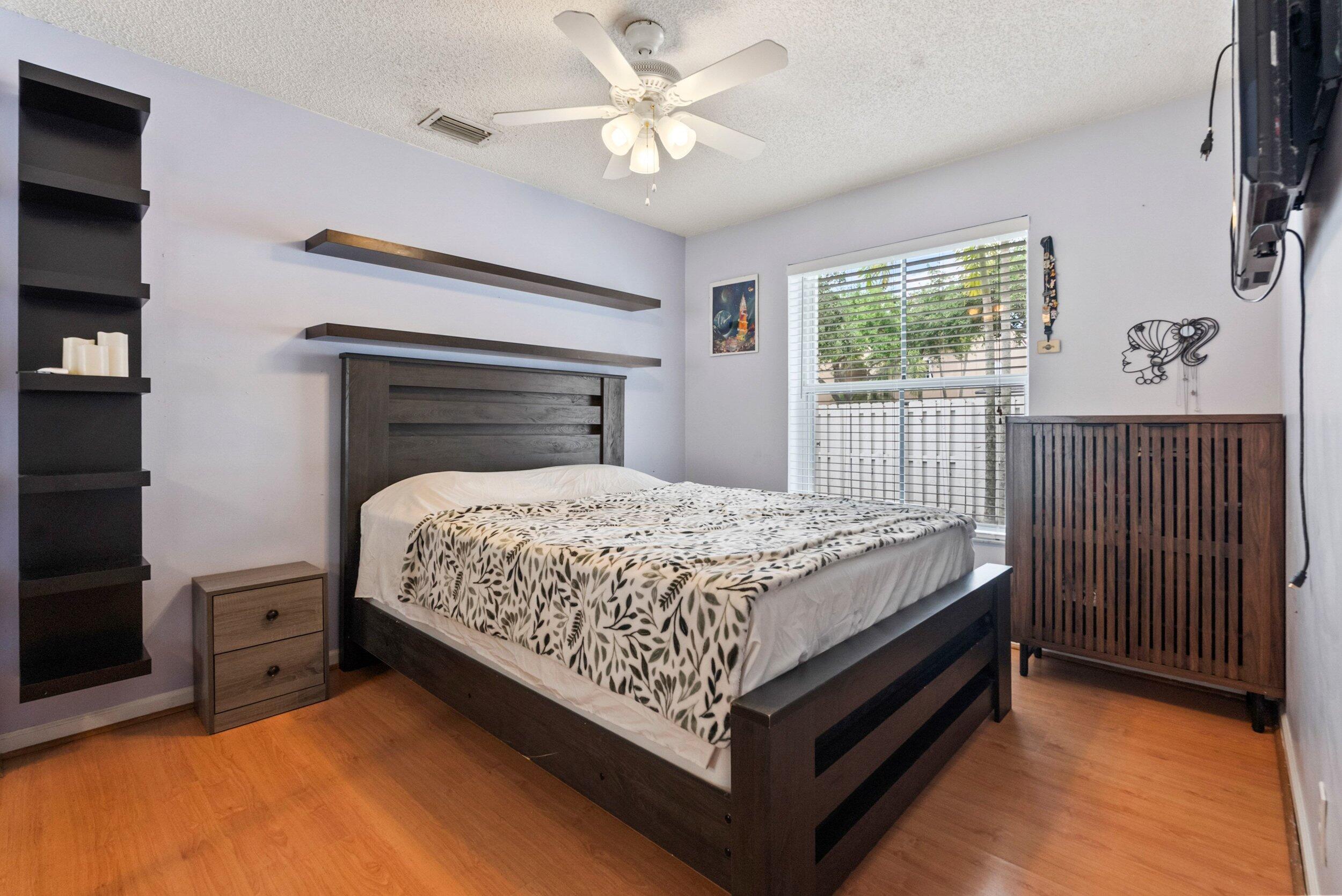 The Falls - Cedar Falls - Residential
