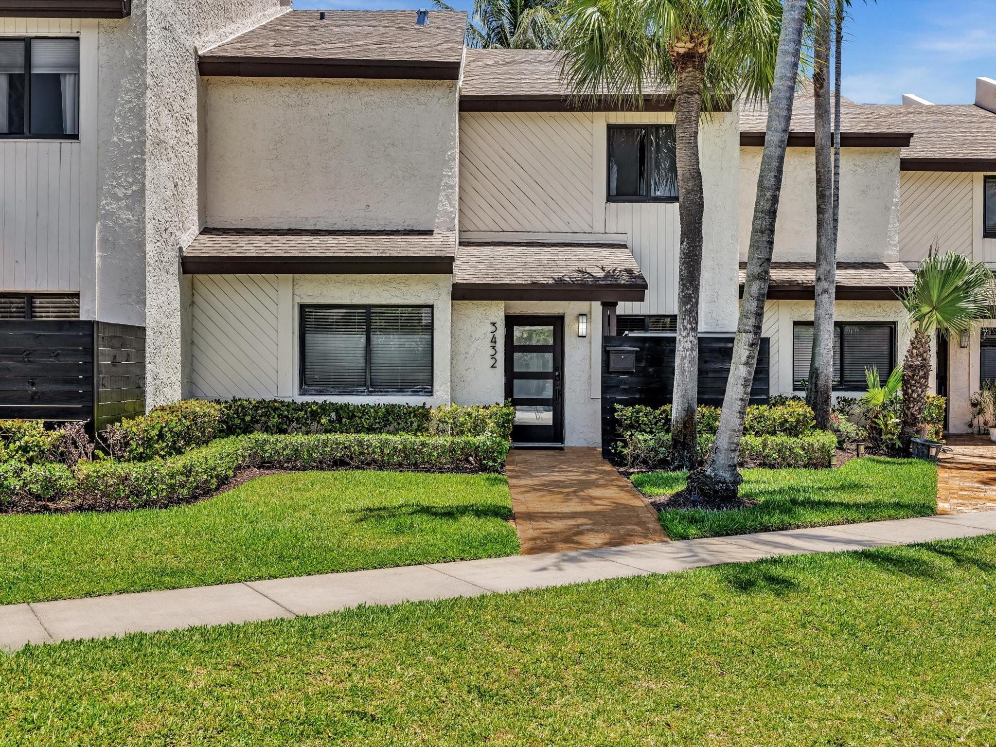 3432 NE 16th Ave