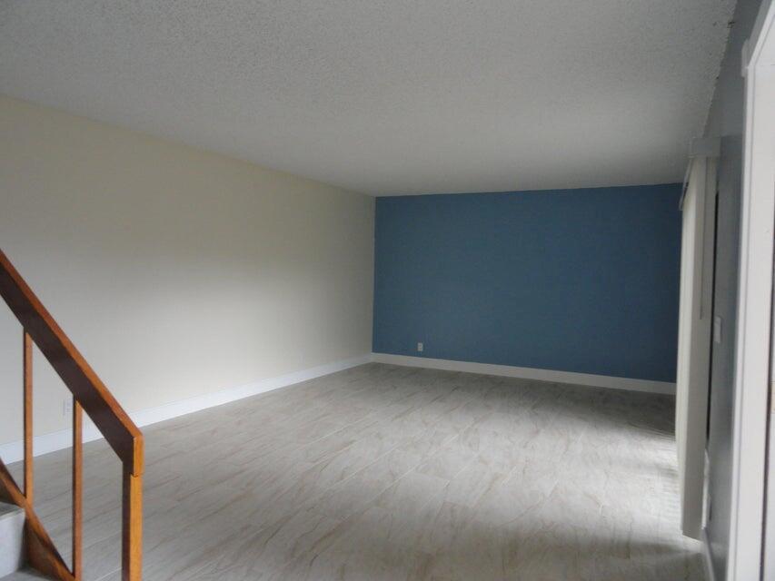 2464 Waterside Drive