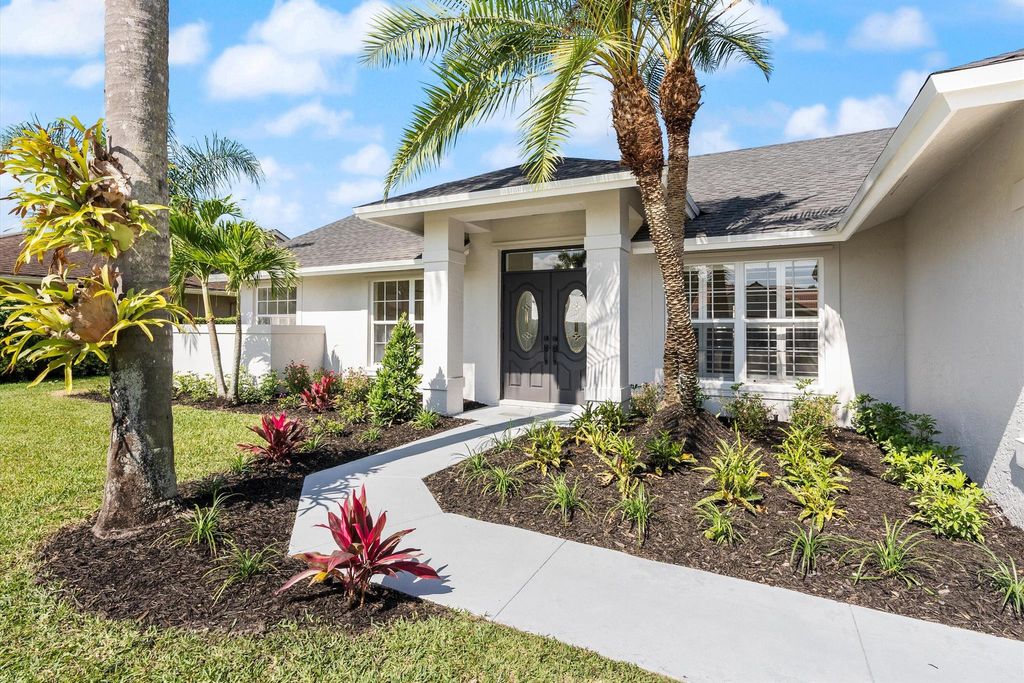 Photo of 1747 Primrose Lane, Wellington, FL 33414 (MLS # R10981914)