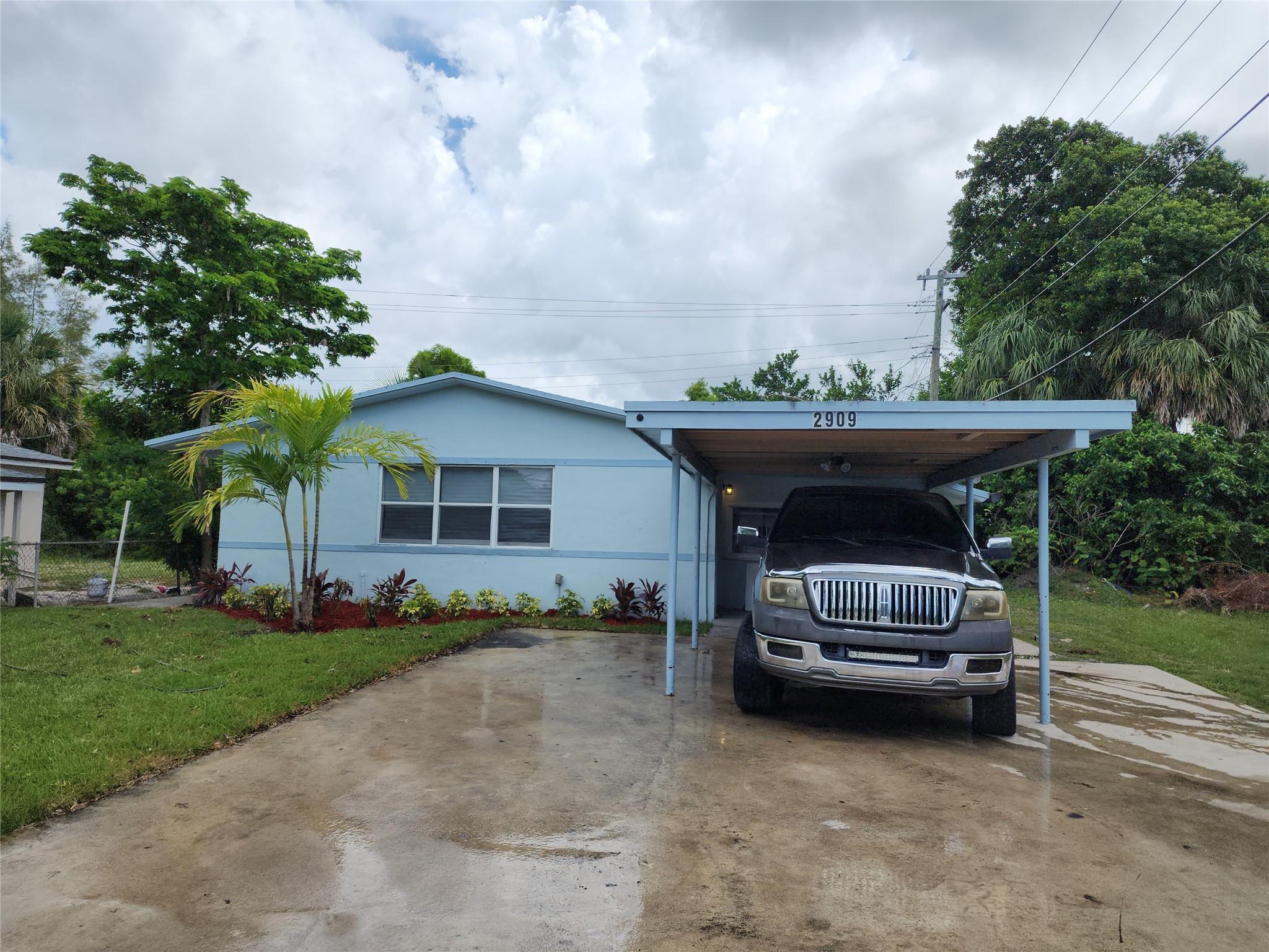 2909 NW 13th St