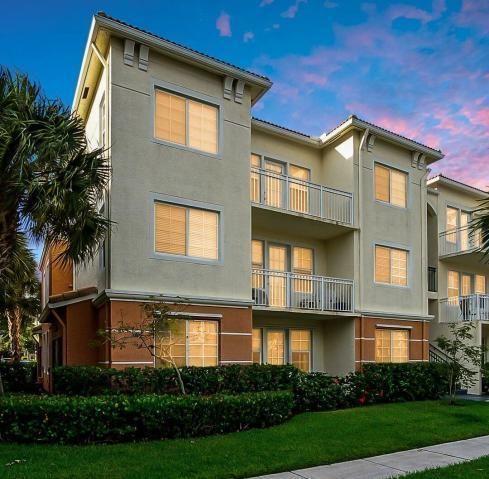 Larger one bedroom sunroom model in sought after resort style Mezzano. Property features a bright and open floorpan, volume ceilings, crown molding, large walk in closet, garden tub and hurricane impact windows. Mezzano is small, quaint and gated community. Best hidden gem in West Palm Beach