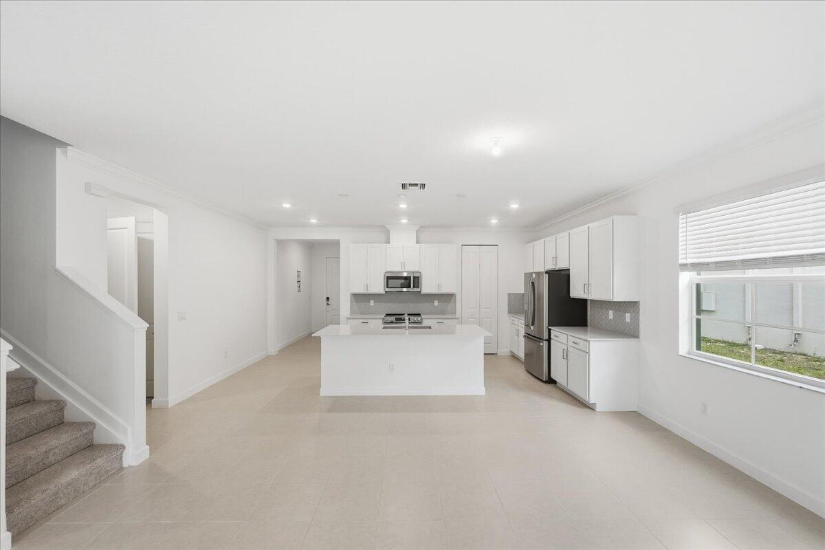 ESTATES OF BOYNTON WATERS - Residential