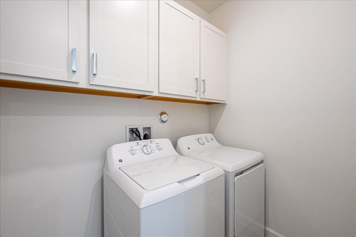 ESTATES OF BOYNTON WATERS - Residential