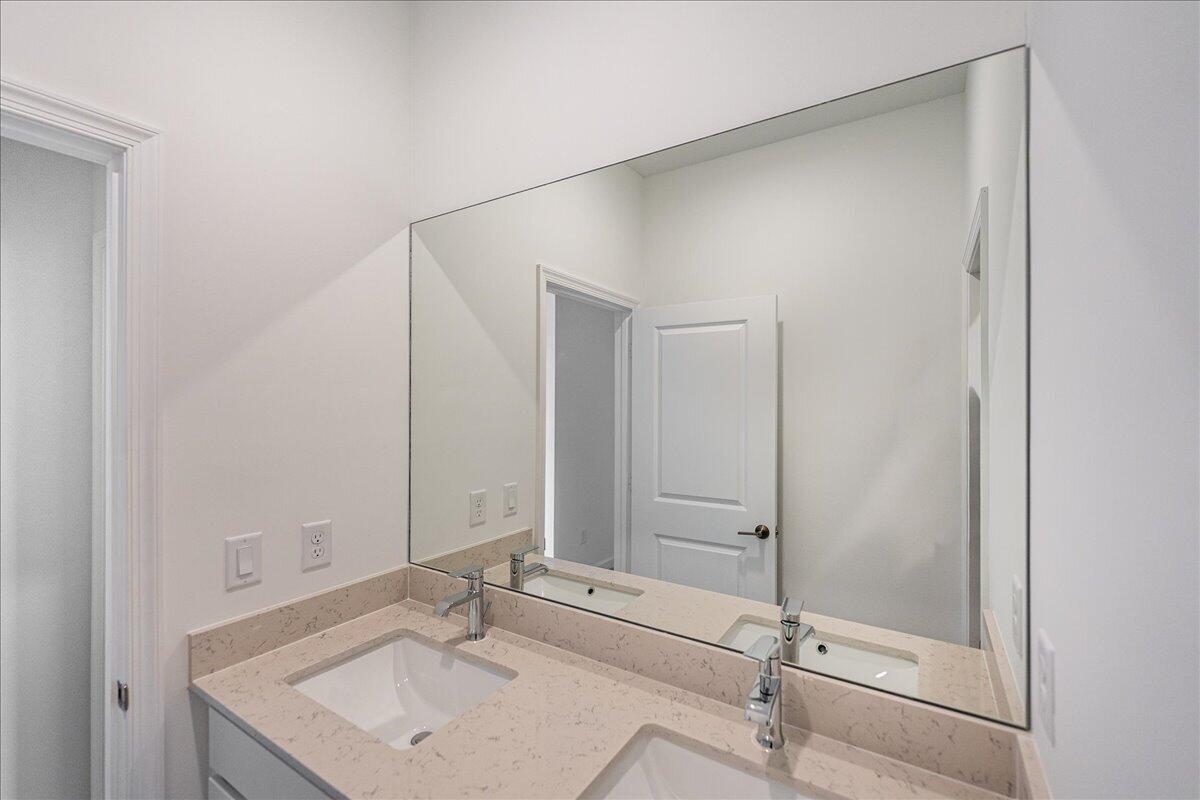 ESTATES OF BOYNTON WATERS - Residential