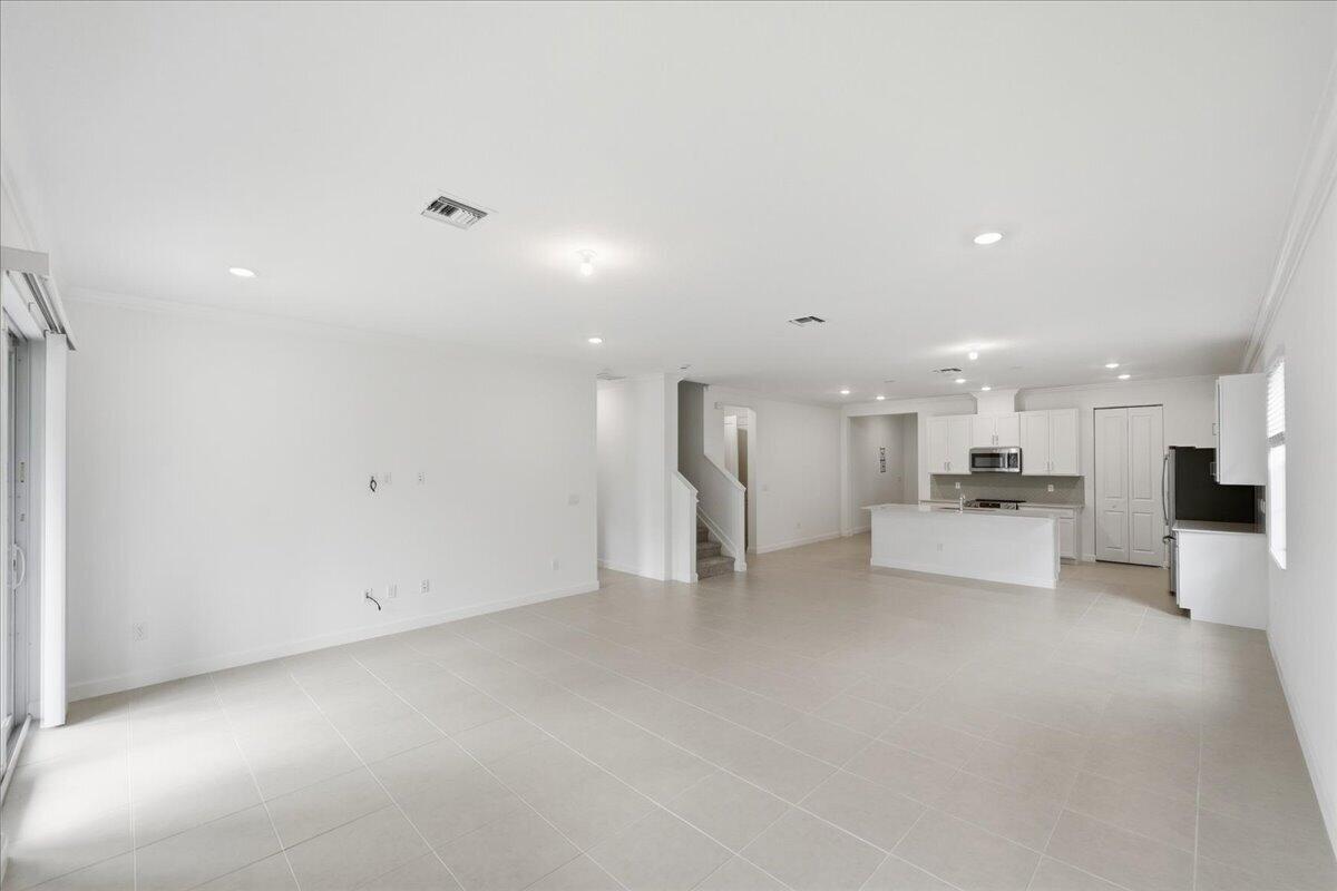 ESTATES OF BOYNTON WATERS - Residential