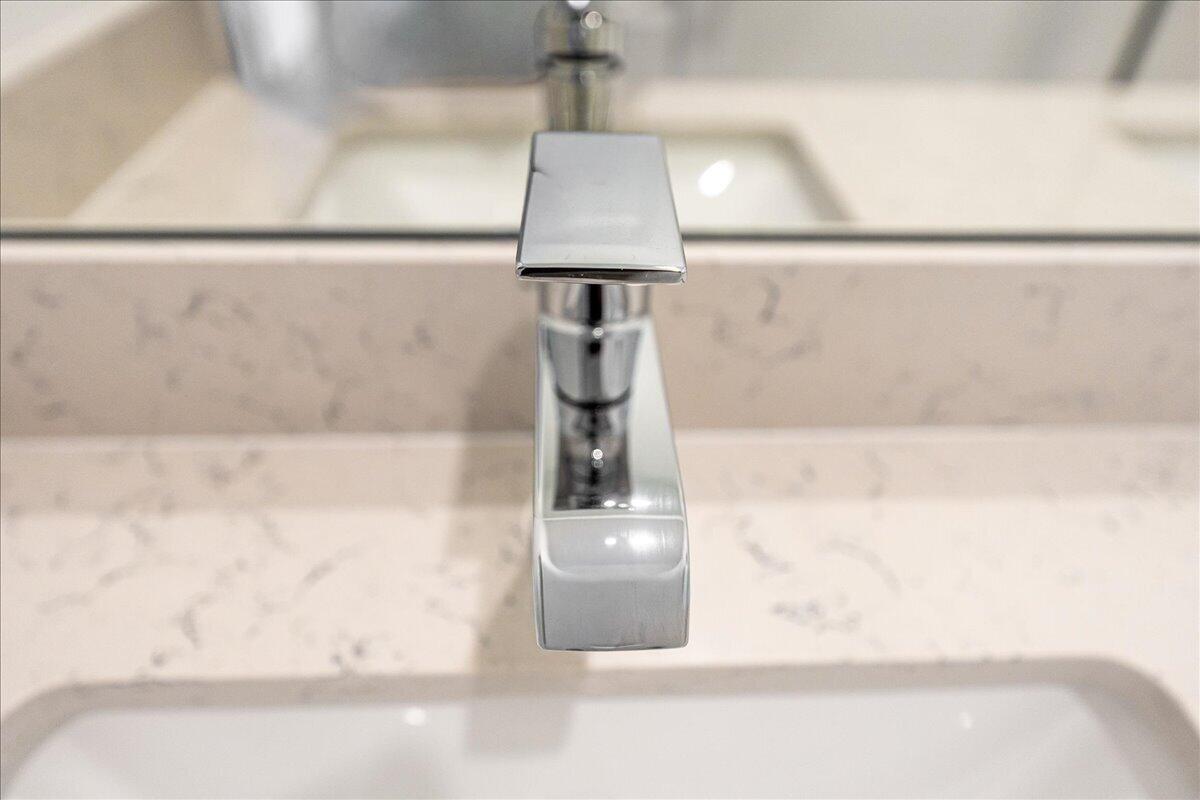 ESTATES OF BOYNTON WATERS - Residential