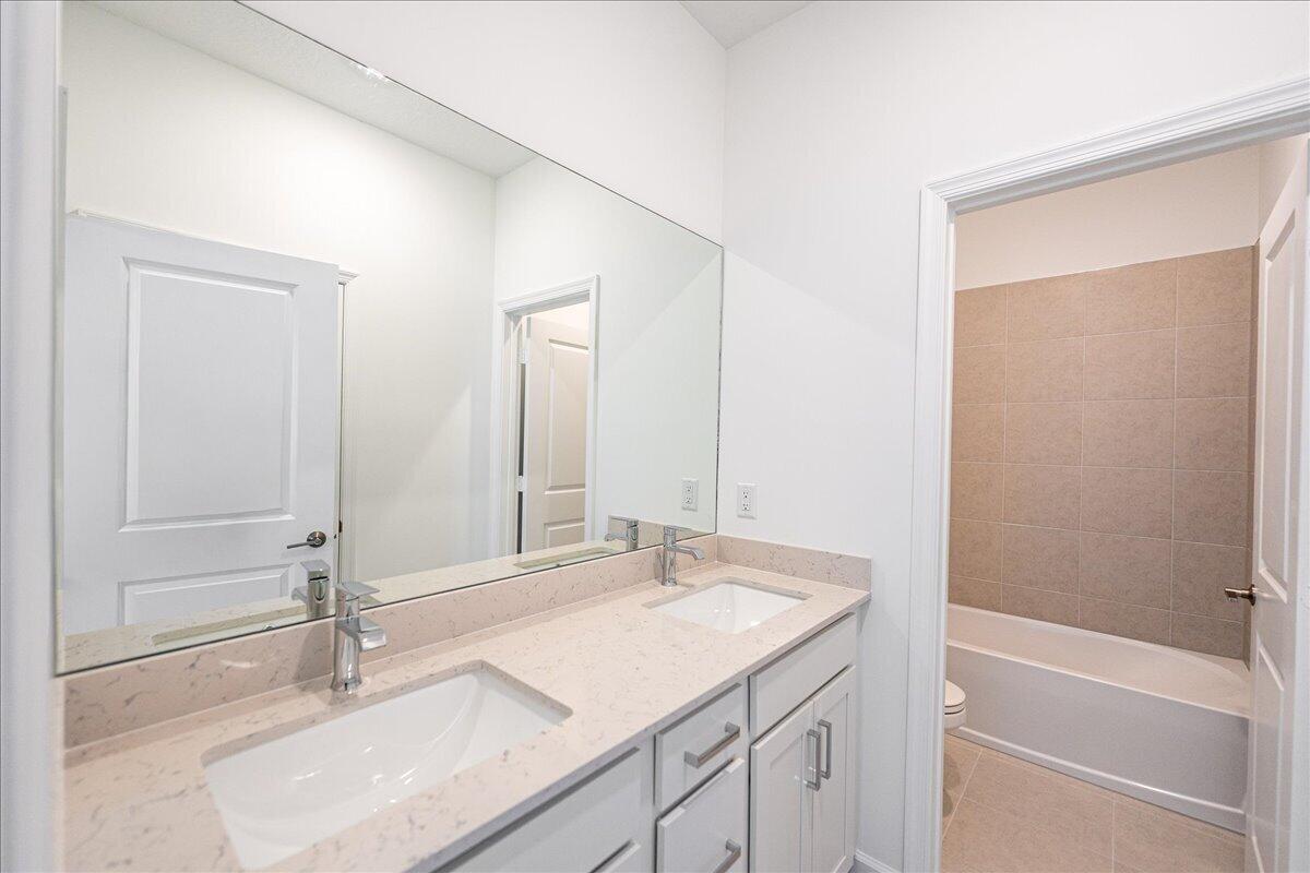 ESTATES OF BOYNTON WATERS - Residential