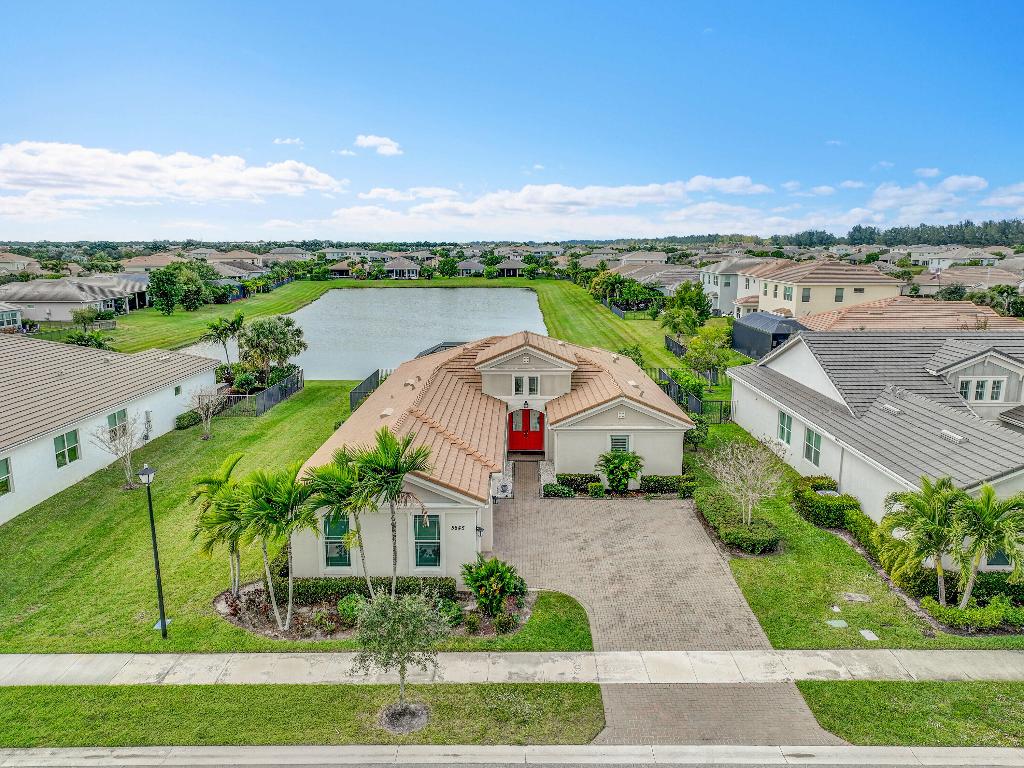 HAMMOCKS OF WESTLAKE - Residential