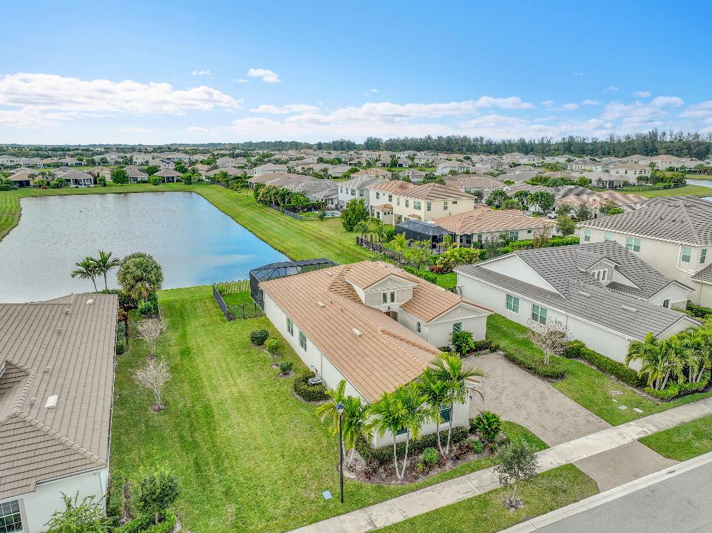 HAMMOCKS OF WESTLAKE - Residential