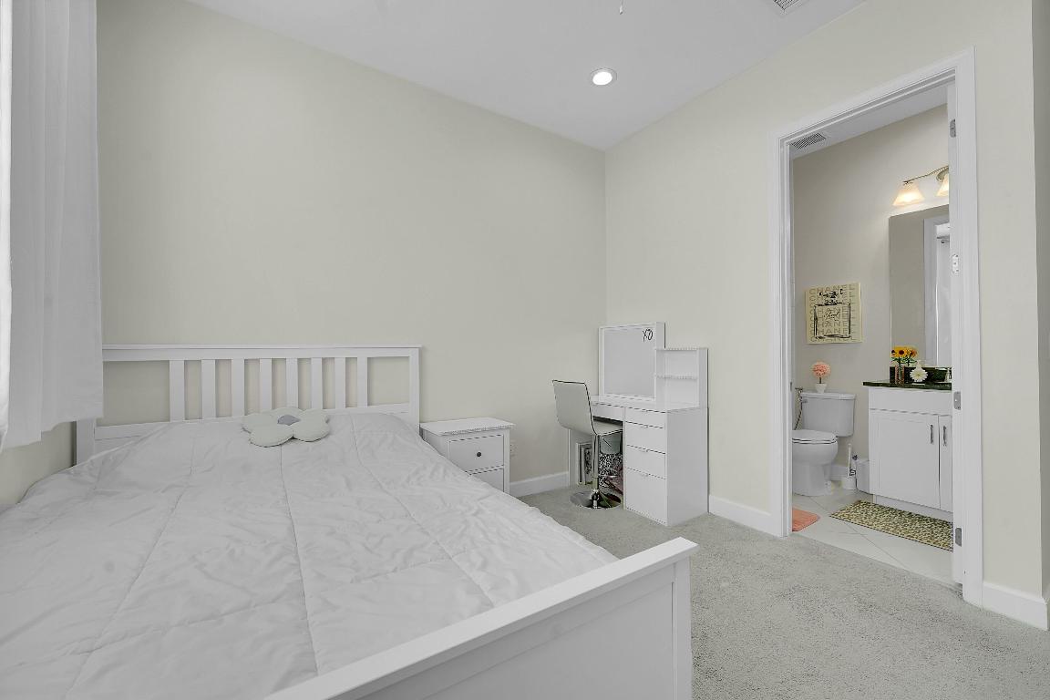 HAMMOCKS OF WESTLAKE - Residential