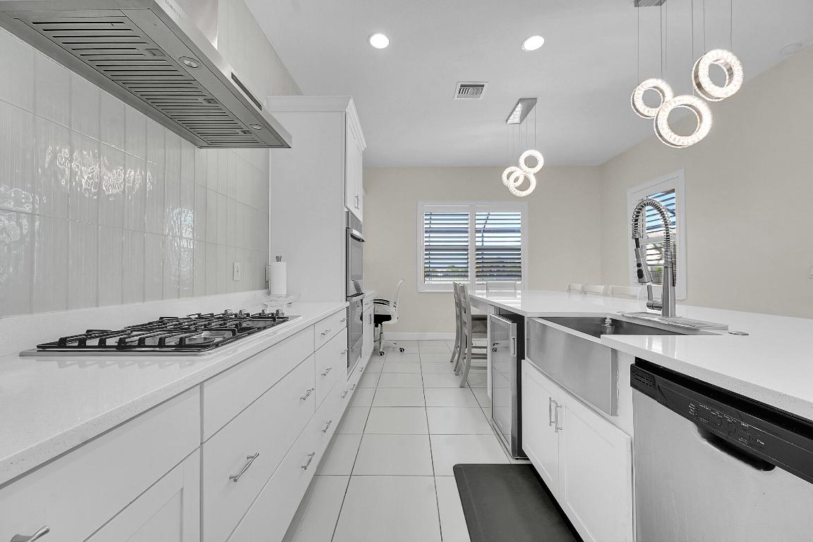 HAMMOCKS OF WESTLAKE - Residential