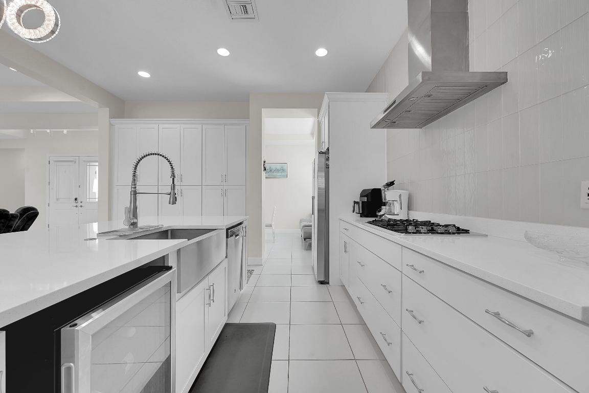 HAMMOCKS OF WESTLAKE - Residential