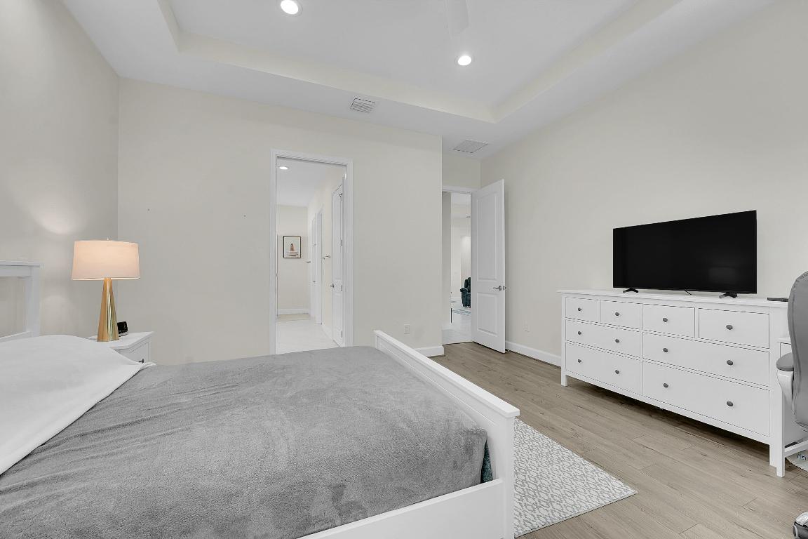 HAMMOCKS OF WESTLAKE - Residential