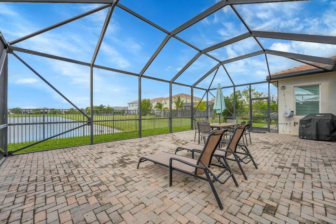 HAMMOCKS OF WESTLAKE - Residential