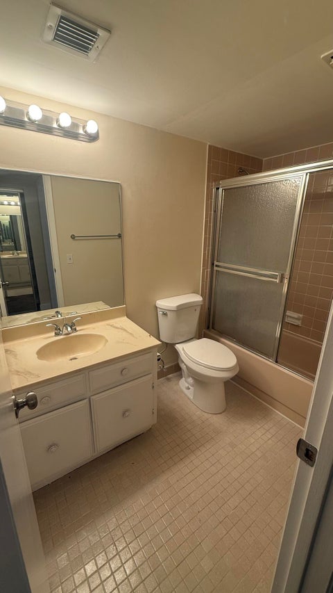 Tiny photo for 6474 Pumpkin Seed Circle #206, Boca Raton, FL 33433 (MLS # B26070986)