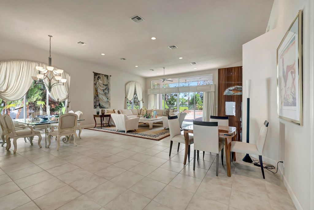 Photo of 7910 Villa D Este Way, Delray Beach, FL 33446 (MLS # R10933020)